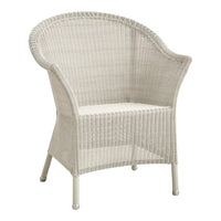 White wicker chair with a curved back and a woven texture, perfect for indoor or outdoor use.