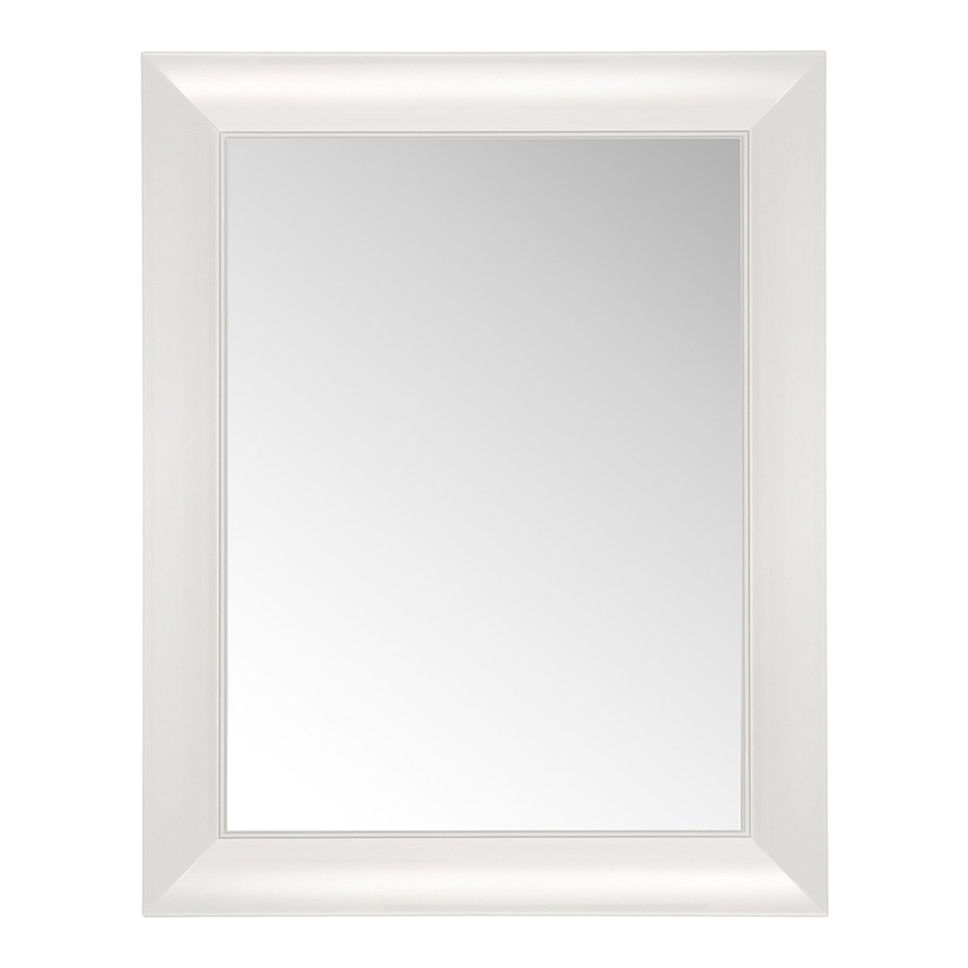 Elegant white rectangular mirror with a smooth, minimalist frame and reflective surface. Perfect for modern decor.