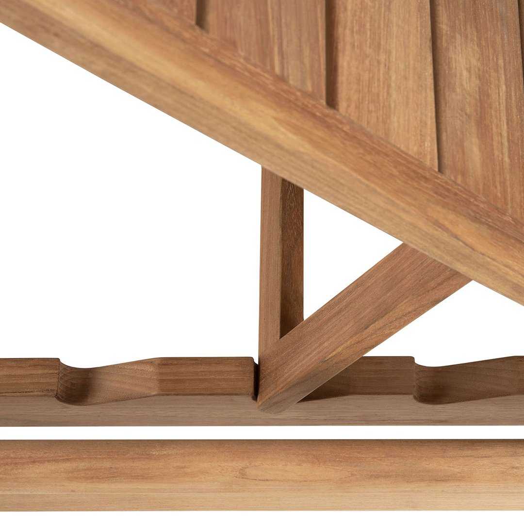 Natural wood tones with a smooth finish, featuring a slatted, angular design. Perfect for modern outdoor spaces.
