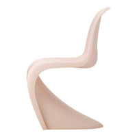 Stylish pink curve chair with a smooth finish, showcasing a minimalist design and soft, modern elegance.