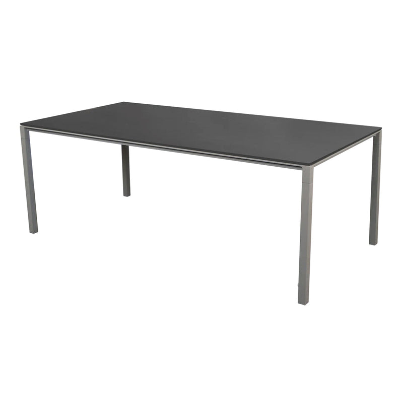 Pure Table - Indoor