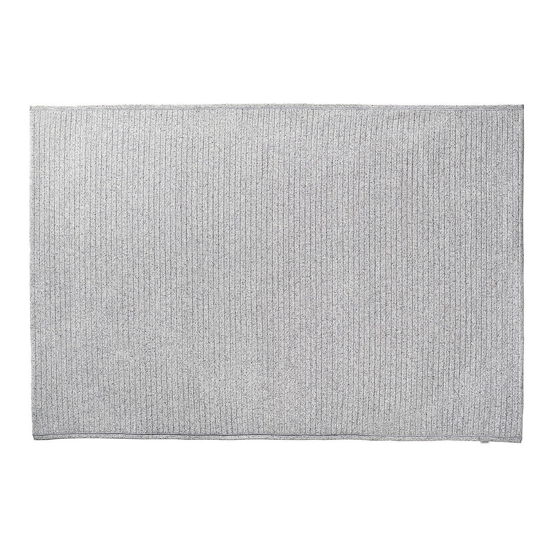 Light gray textured rug with subtle ribbed pattern, perfect for modern home decor.