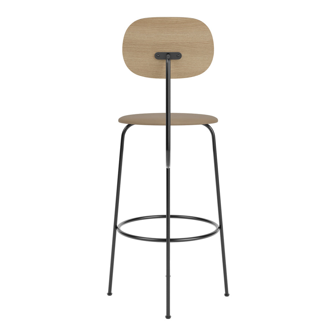 Wooden bar stool with a light oak seat and backrest, contrasted by sleek black metal legs. Modern and minimalist design.