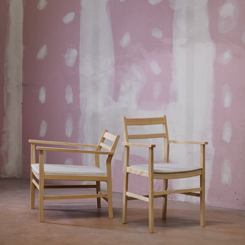 Lisboa Barrio 14 Lounge Armchair - Seat Upholstered