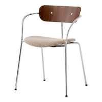 Light beige upholstered seat with a walnut backrest and chrome legs, featuring a minimalist design. Perfect for modern decor.