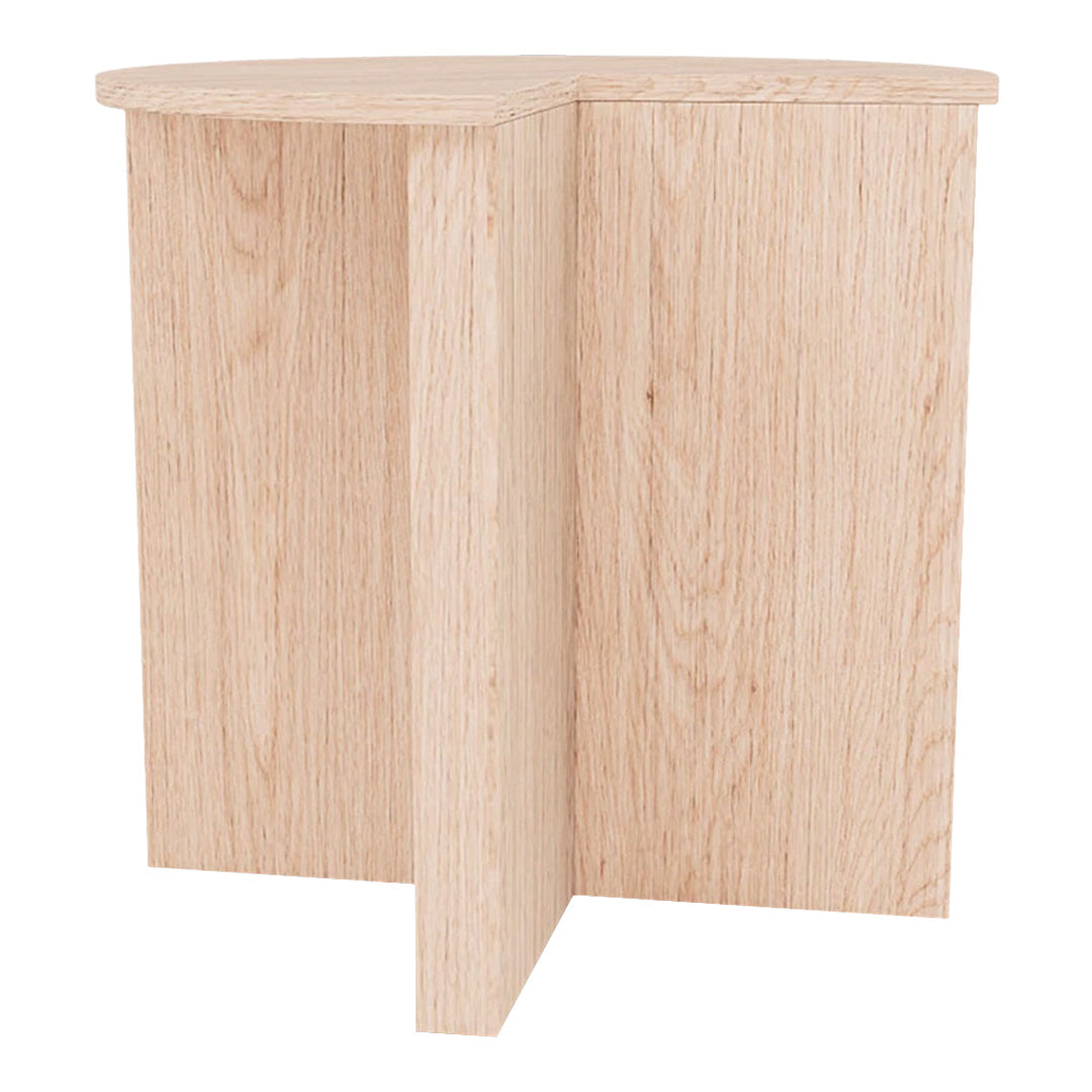 Light oak wood side table with a minimalist design and smooth, natural grain pattern. Perfect for modern decor.