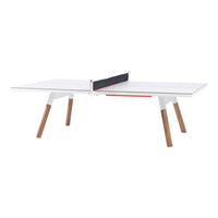 White table with wooden legs and a black net featuring red accents. Modern design with a sleek, minimalist look.