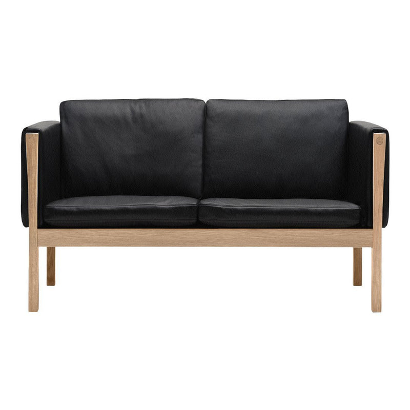 CH162 Sofa