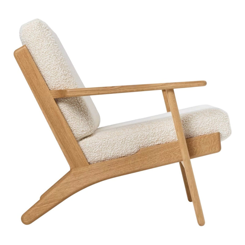 CH290 Lounge Chair