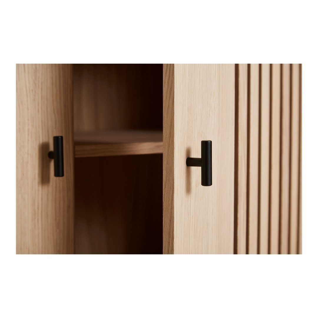 Natural wood grain with light oak color and vertical ribbed pattern, complemented by sleek black handles.